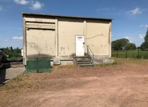 Vue du local technique de la SRE Belle-Inutile, avant travaux