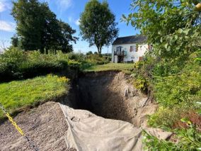 Poullaouen, la Molette (29) - Vue du fontis à sécuriser