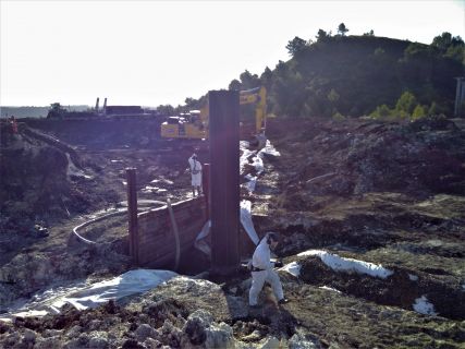 Travaux de confection des puits et des tranchées drainantes