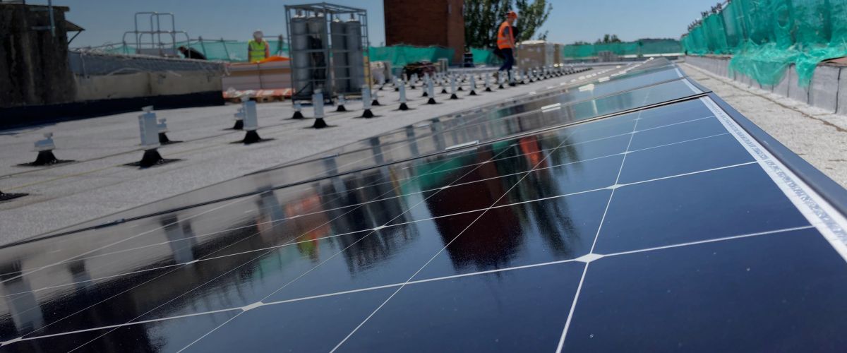 UE - Mise en place de panneaux solaires